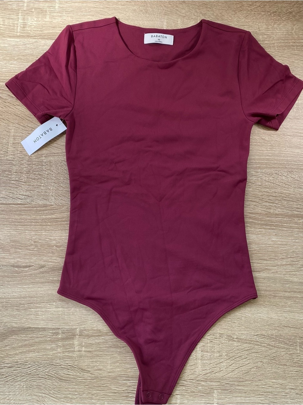 NWT Aritzia Babaton Contour Crew Short-Sleeve Bodysuit Grapevine XS